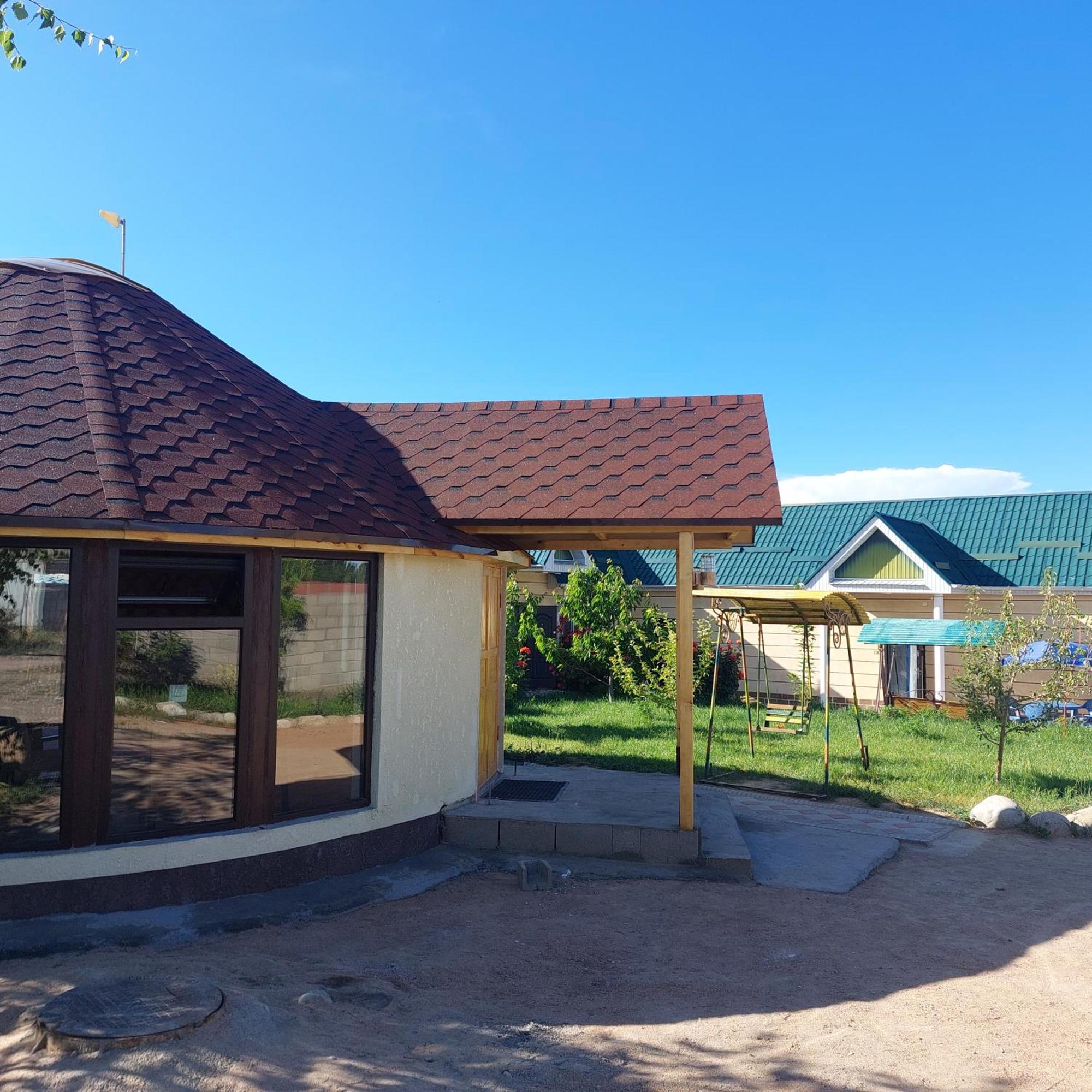 Svetlana Guest House Bokonbayevo エクステリア 写真