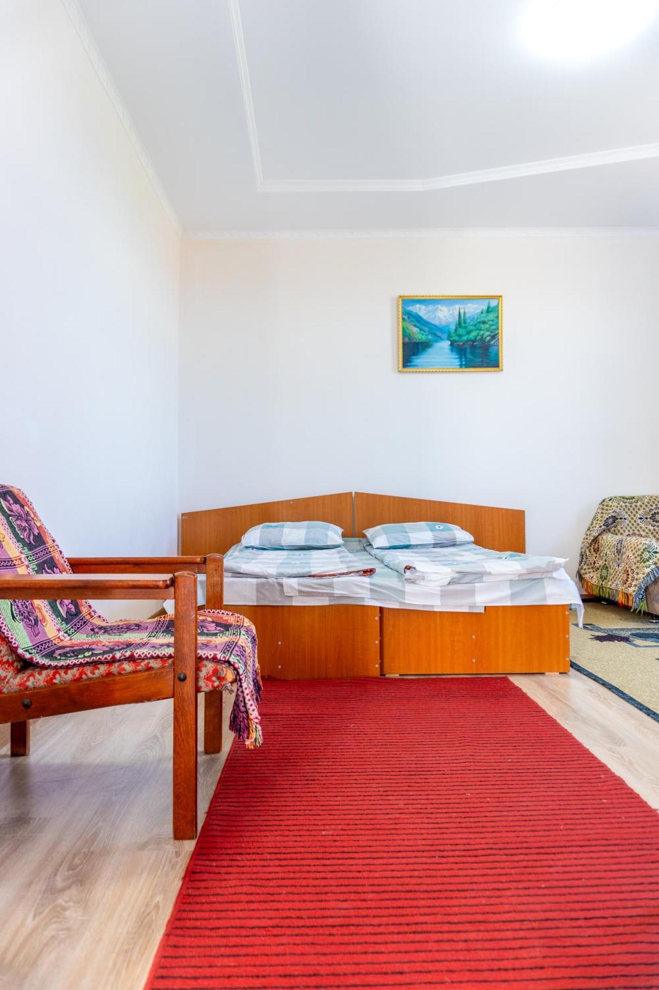Svetlana Guest House Bokonbayevo エクステリア 写真