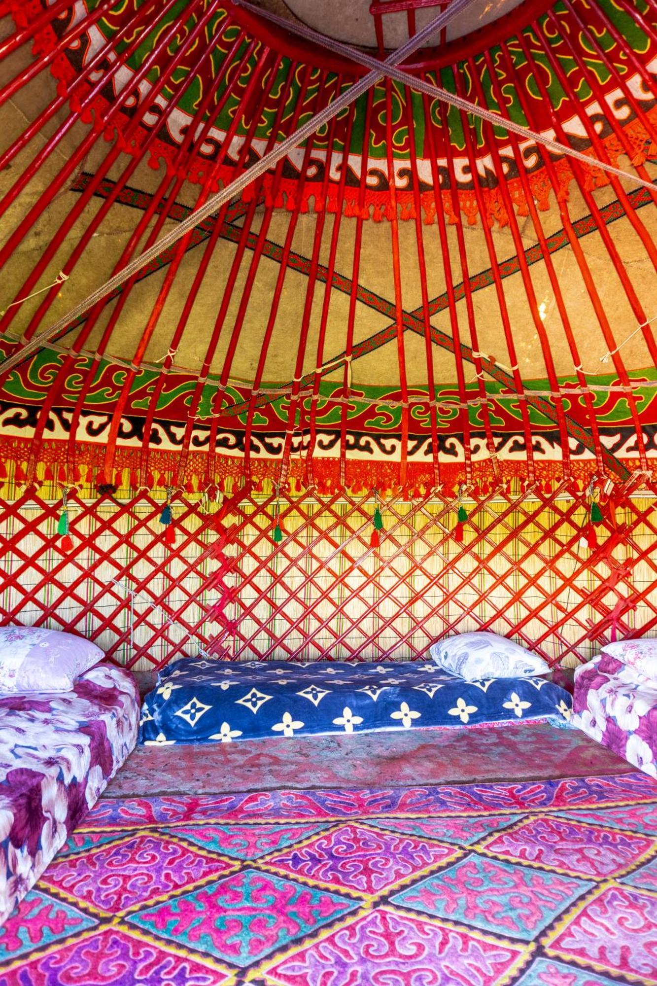 Svetlana Guest House Bokonbayevo エクステリア 写真